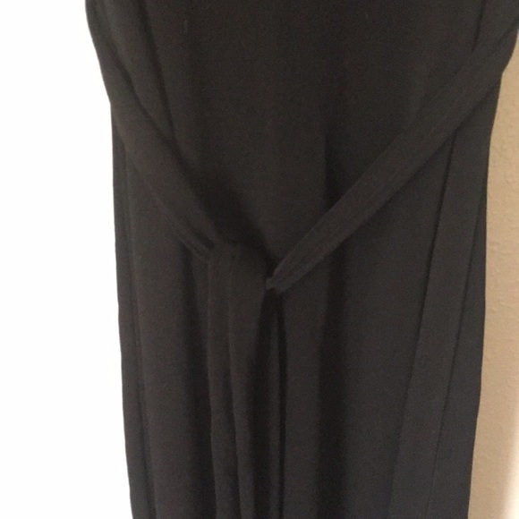 Black Dress - Picture 4 of 4